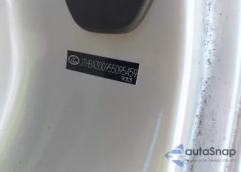 2005 Lexus Es 330 z USA, uszkodzony, nr VIN JTHBA30G955095459